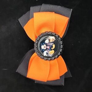 NWOT Mickey Mouse Halloween Hairbow